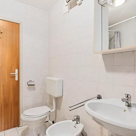 Blu With Sea View Apartment Umag