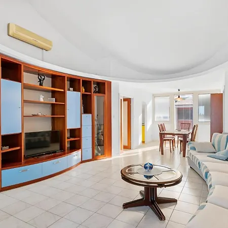 Apartment Blu With Sea View