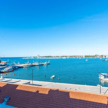 Apartament Blu With Sea View *