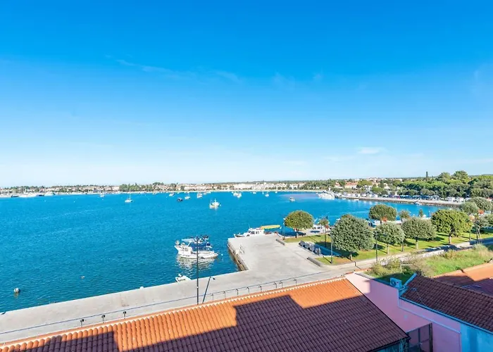 Blu With Sea View Apartman *